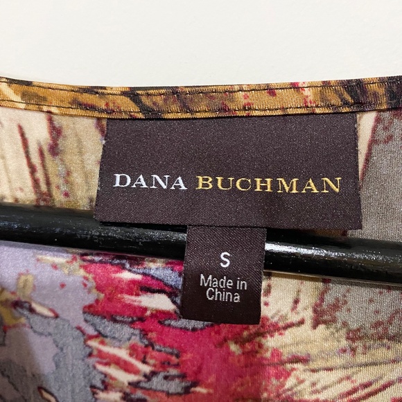 3/$25✨ DANA BUCHMAN COWL NECK ABSTRACT JERSEY TOP - Picture 4 of 4